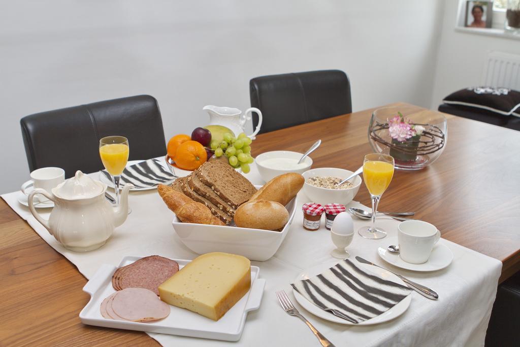 Bed & Breakfast Wit 51 Noordwijk Bagian luar foto