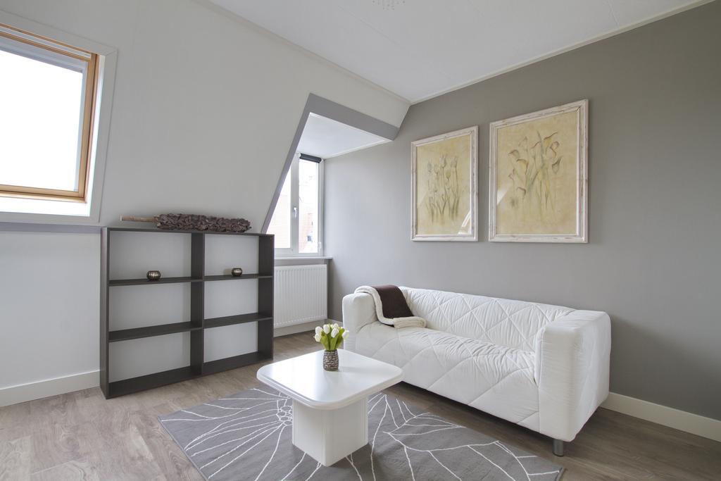 Bed & Breakfast Wit 51 Noordwijk Ruang foto